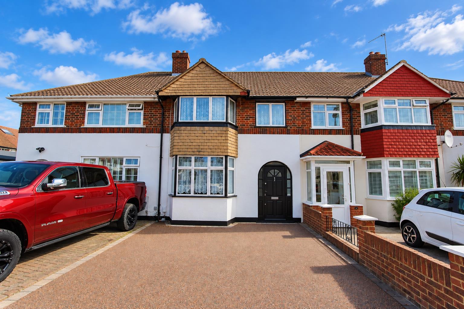 3 bed property in Ash Close, Carshalton
